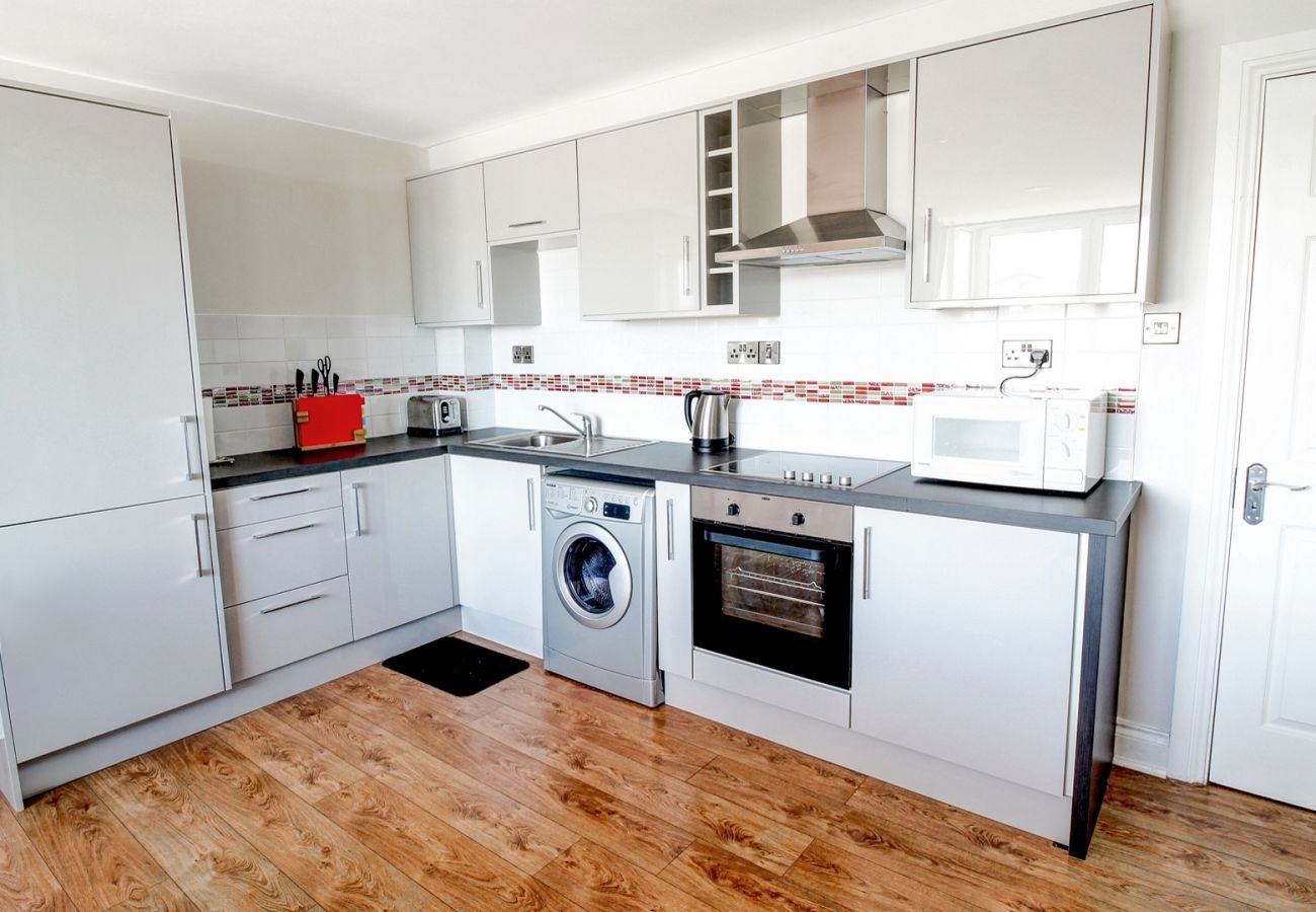 Apartment in Galway City - Harbour and Water View Duplex Apartment in a private building. 3 min walk to Eyre Square