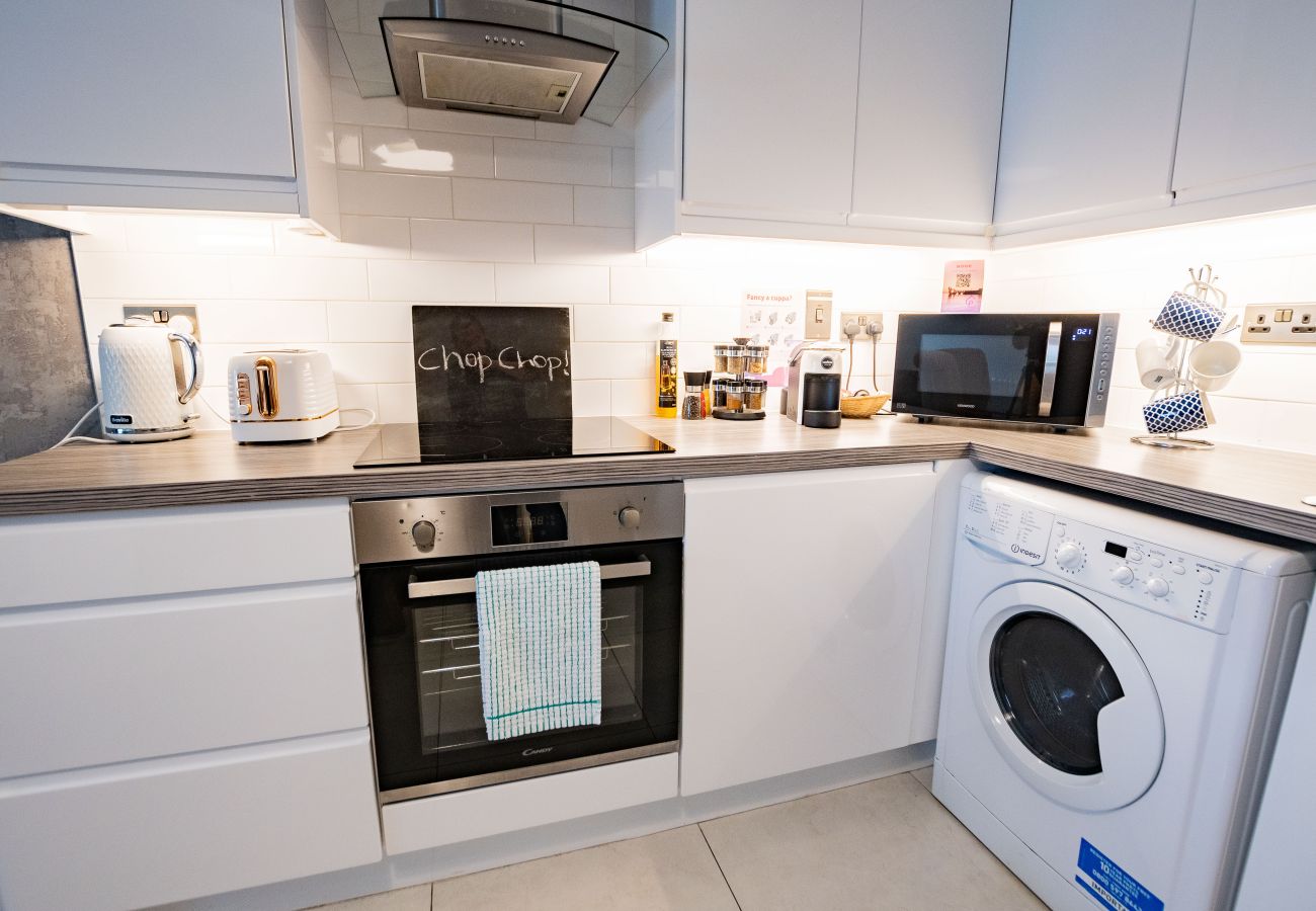 Apartment in Galway City - Luxury Living in the Heart of the City. Free Parking. 