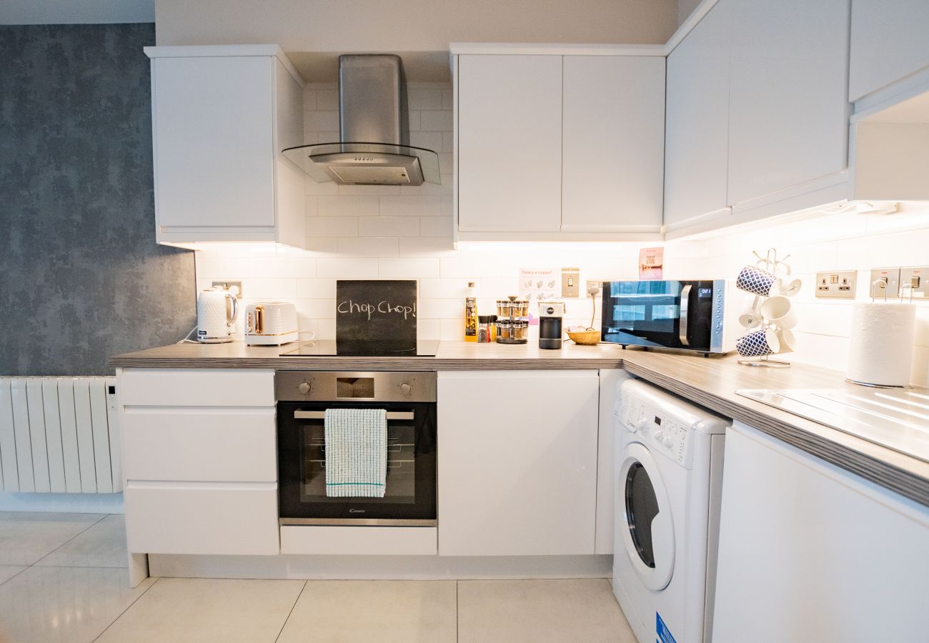 Apartment in Galway City - Luxury Living in the Heart of the City. Free Parking. 