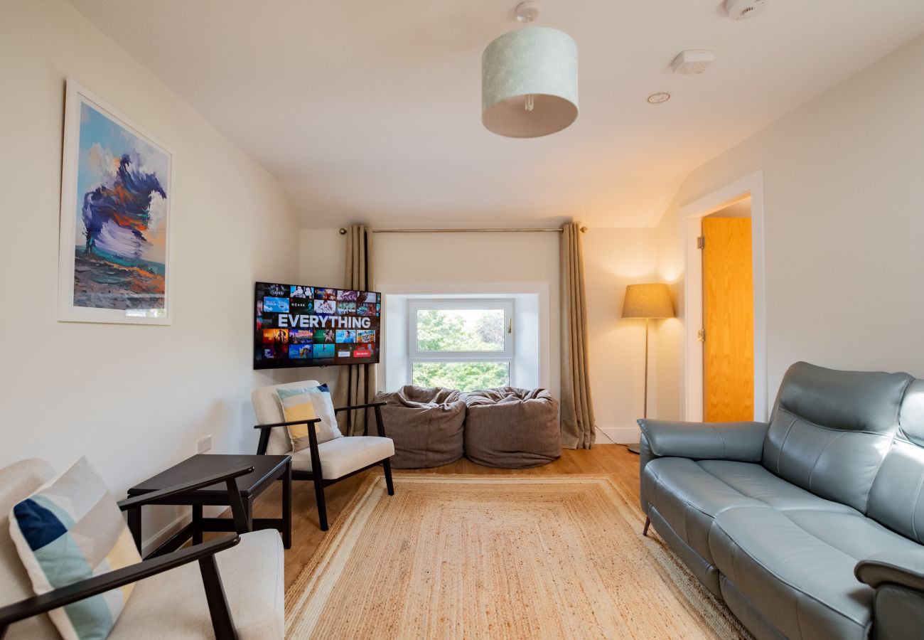 Apartment in Galway City - Eyre View Suites - Apt #3 - Sleeps 6