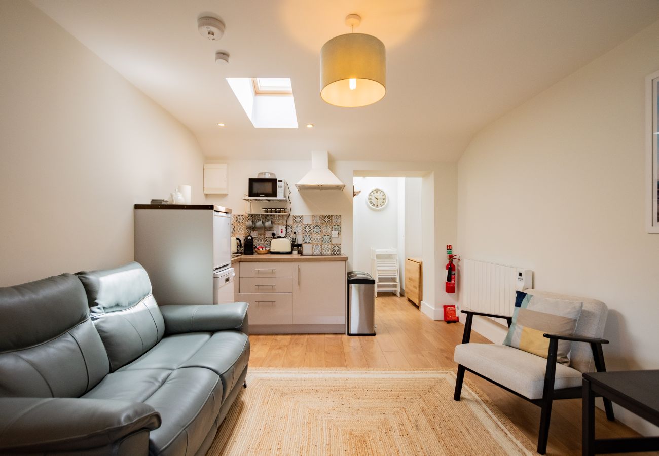 Apartment in Galway City - Eyre View Suites - Apt #3 - Sleeps 6