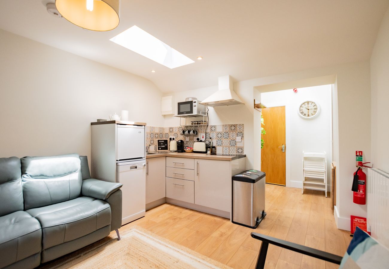 Apartment in Galway City - Eyre View Suites - Apt #3 - Sleeps 6