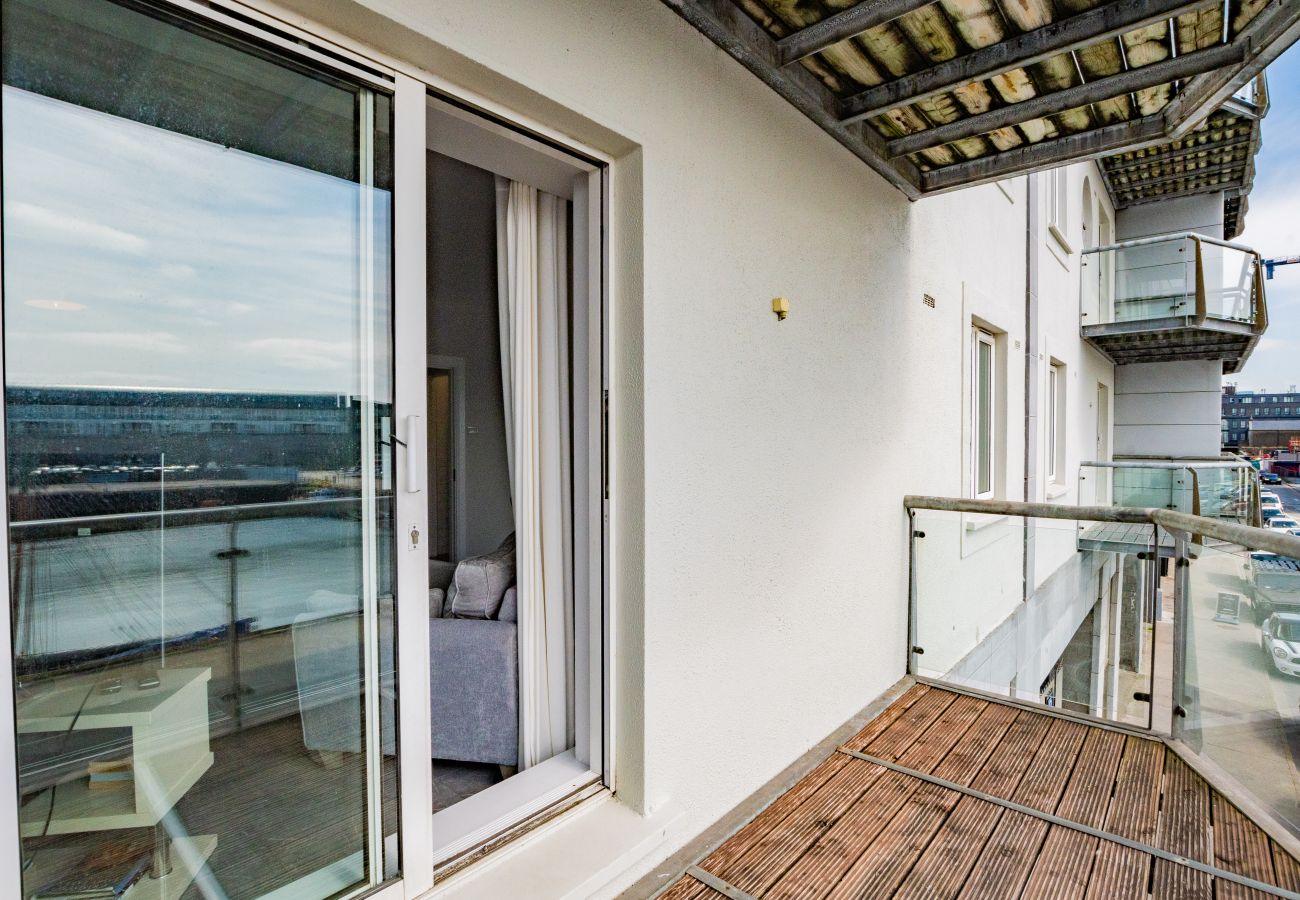 Apartment in Galway City - Duplex Apartment at the Galway Docklands