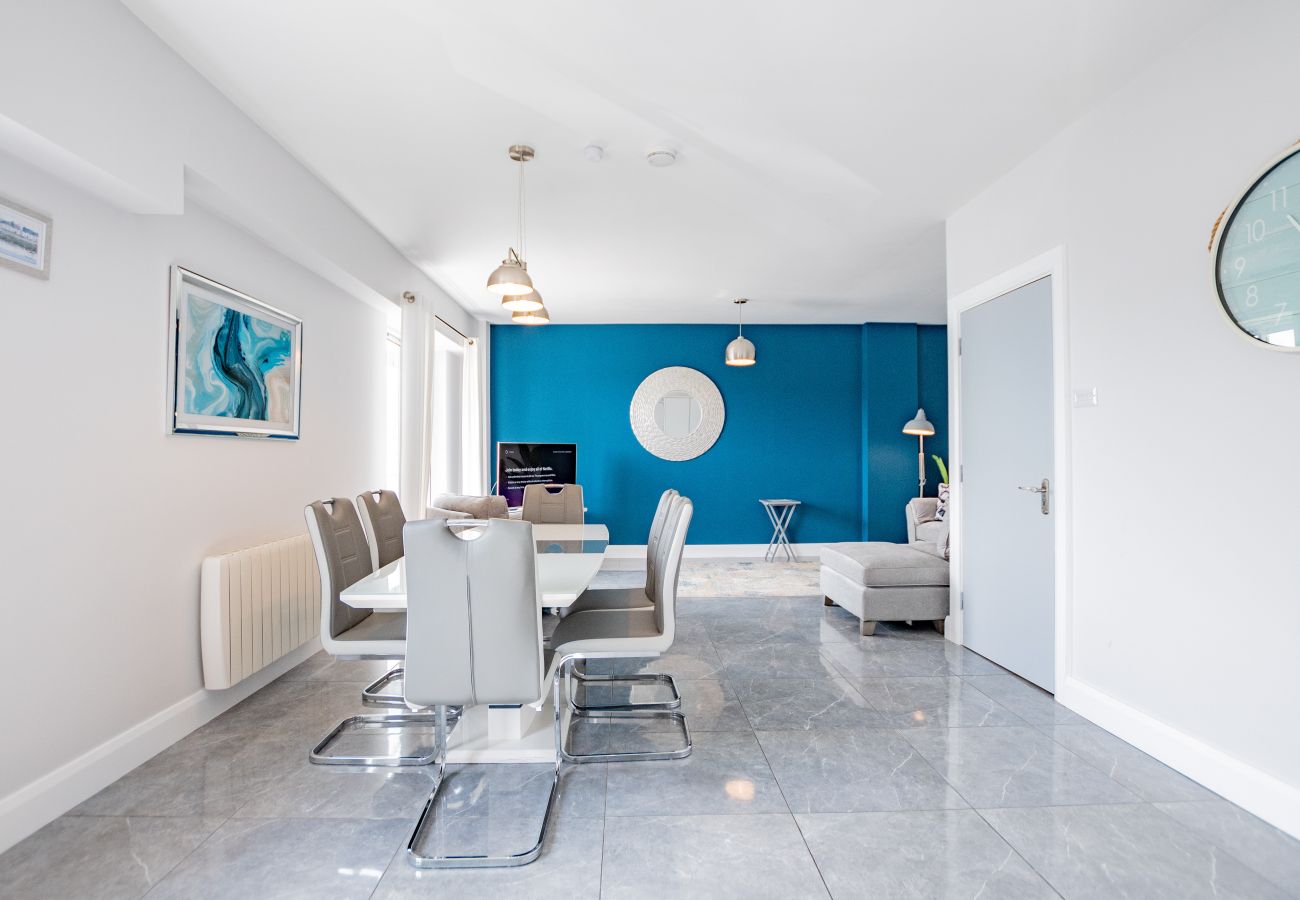 Apartment in Galway City - Duplex Apartment at the Galway Docklands