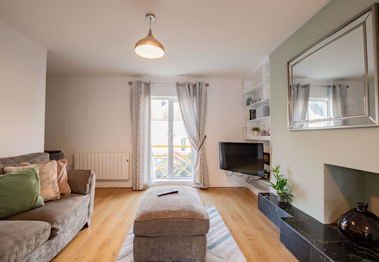 Apartment in Galway City - Location! Minutes to the Latin Quarter, Spanish Arch, and Shop Street