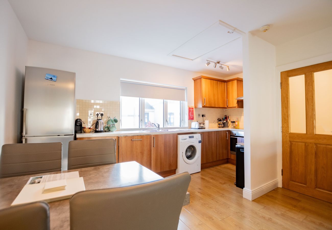 Apartment in Galway City - Location! Minutes to the Latin Quarter, Spanish Arch, and Shop Street