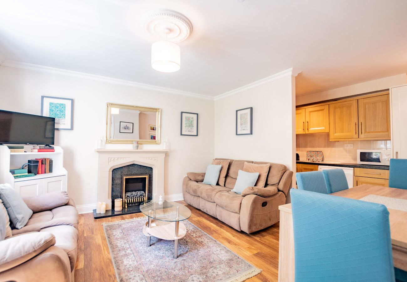 Townhouse in Galway City - Traditional Irish Townhouse in the Galway Docklands