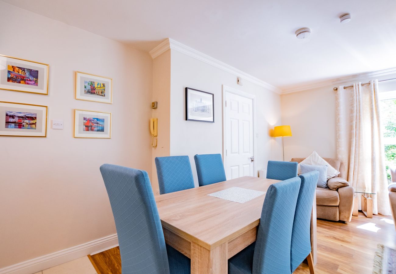 Townhouse in Galway City - Traditional Irish Townhouse in the Galway Docklands