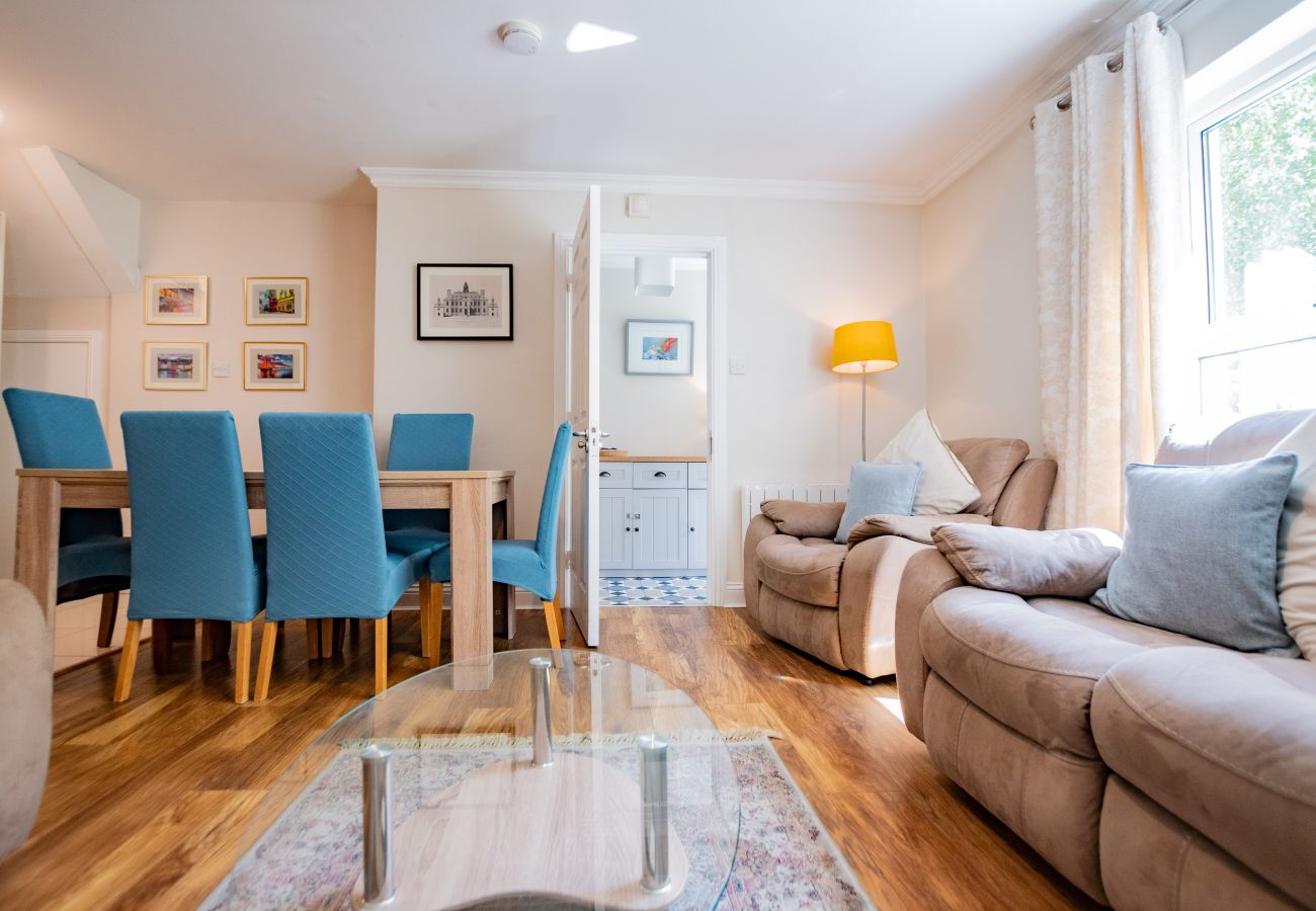 Townhouse in Galway City - Traditional Irish Townhouse in the Galway Docklands