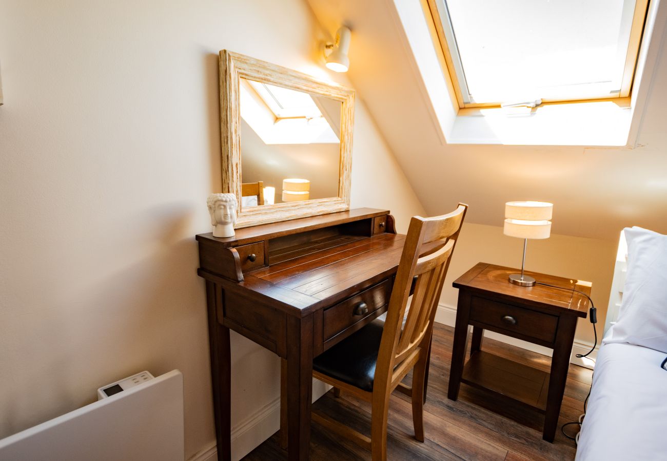 Apartment in Galway City - The Westend Hideaway #2 - Sleeps 4