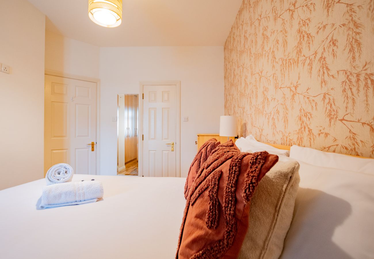 Apartment in Salthill - The Blackrock Retreat- Salthill - free parking 