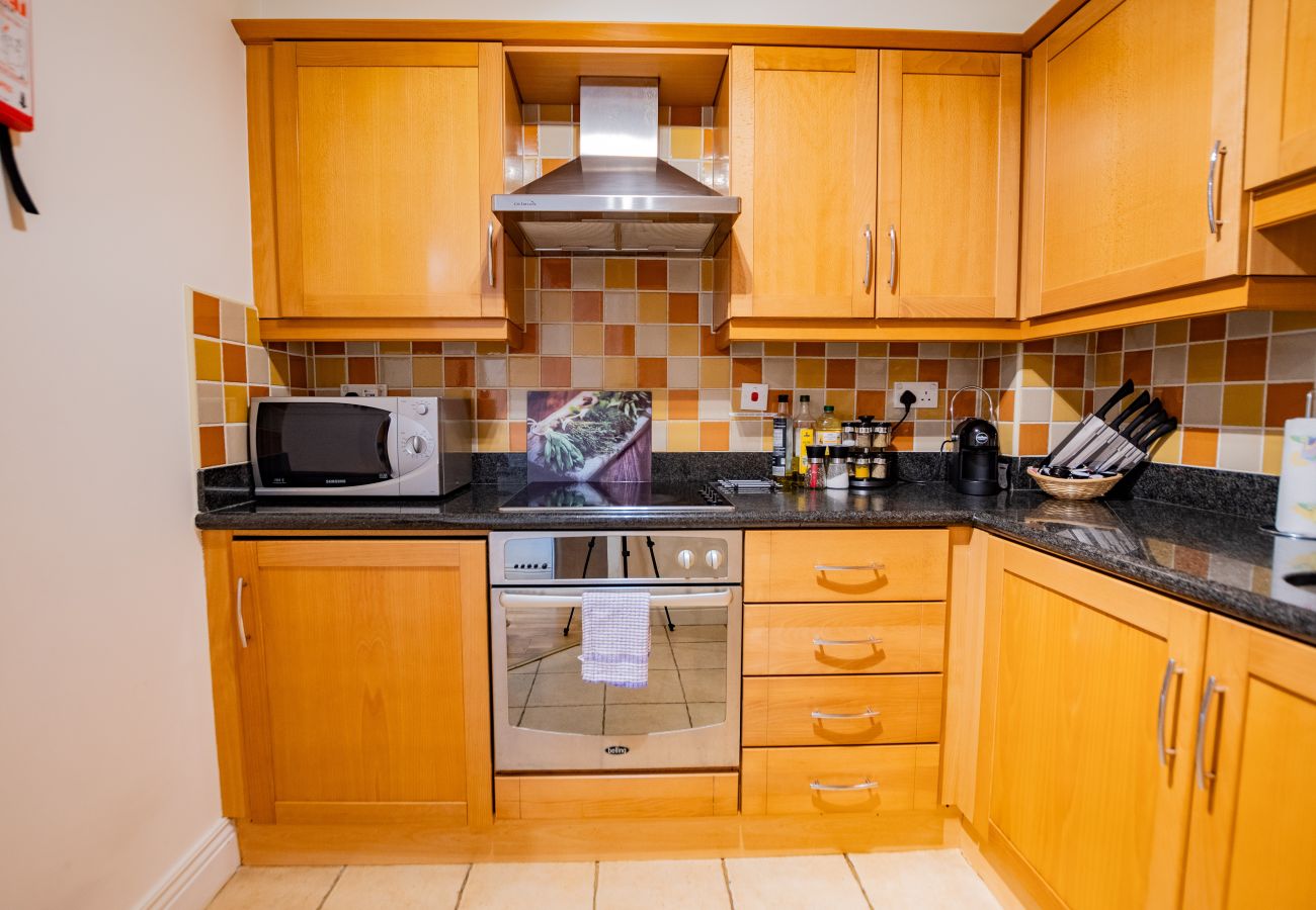 Apartment in Salthill - The Blackrock Retreat- Salthill - free parking 